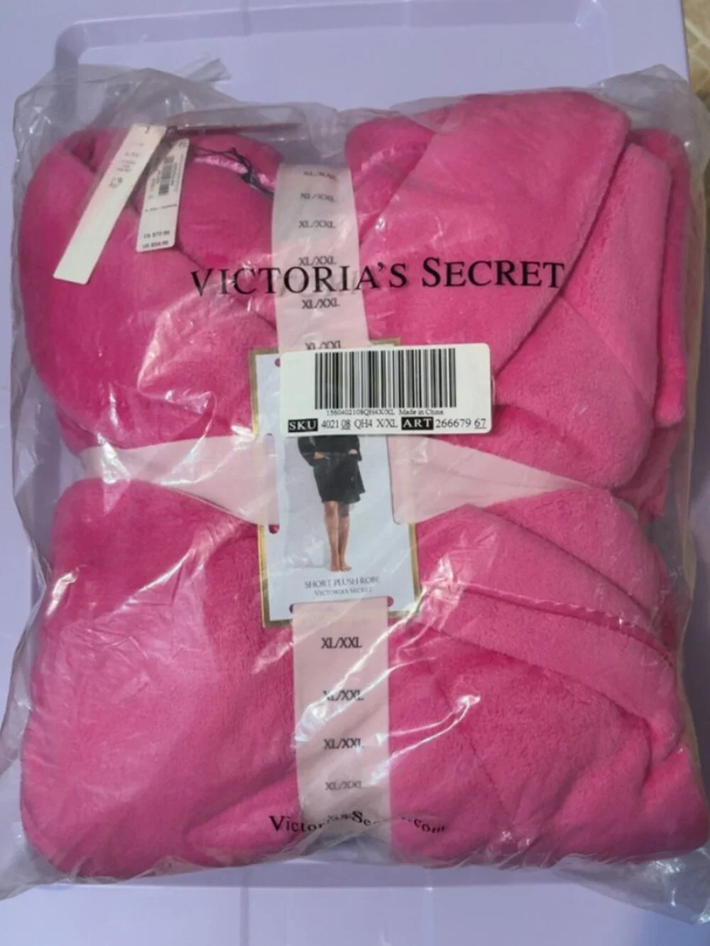 Victoria’s Secret Short Plush Robe – Size XL/XXL Hot Pink